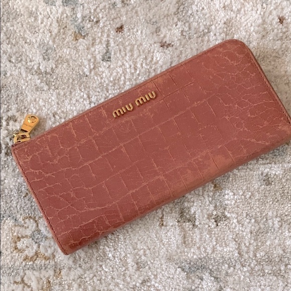 MIU MIU Croc-Embossed Leather Wallet with Gold Accent